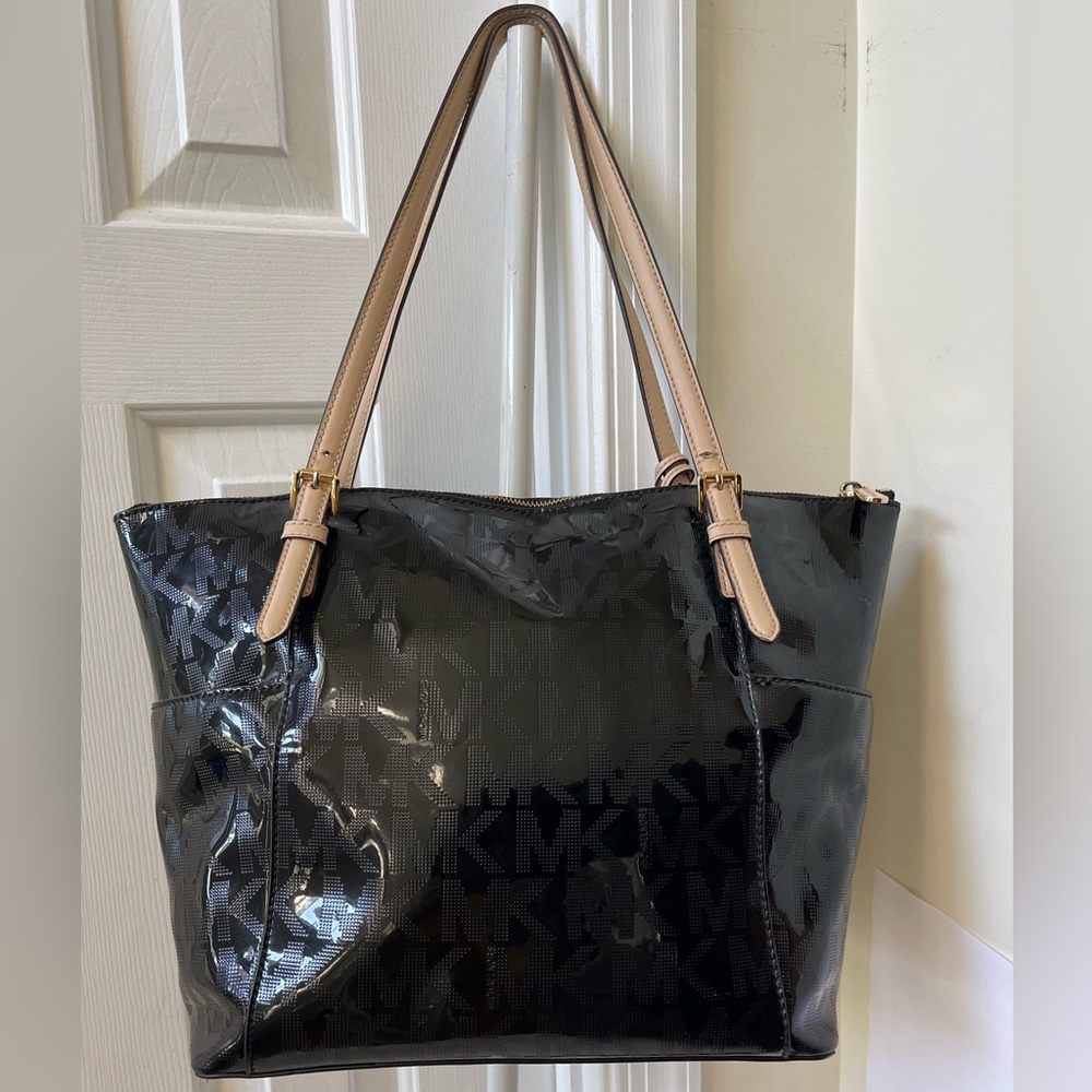 Michael Kors shoulder bag EUC - Picture 3 of 10